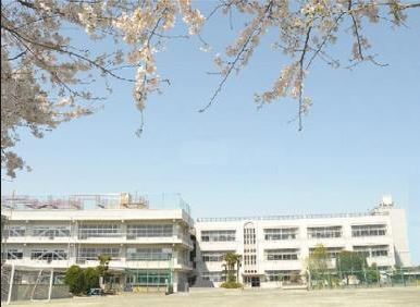 日建プリムローズ北浦和 小学校：大戸小学校　340m