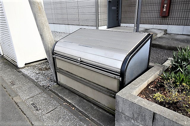 セラヴィ沼南 ゴミ集積場 .jpg