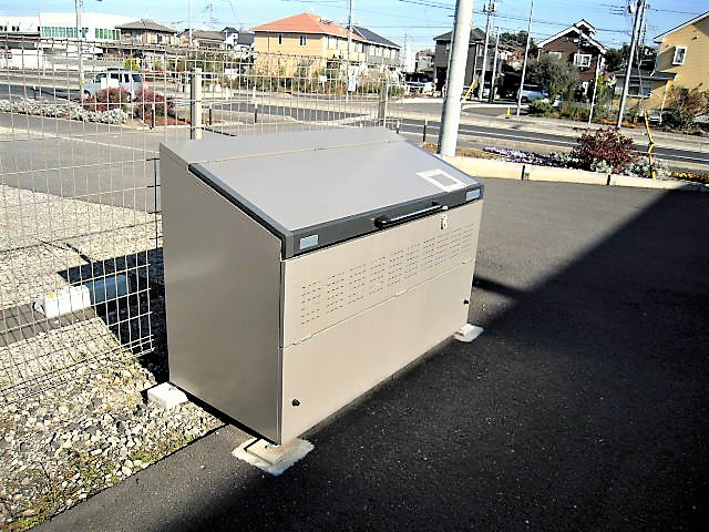 MK・Villa ゴミ集積場 2013年12月.jpg