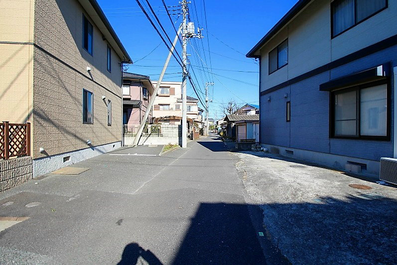 シャイニヒル B 側道 (2).jpg