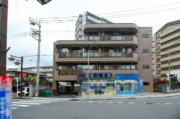 プラティコ325 外観.jpg