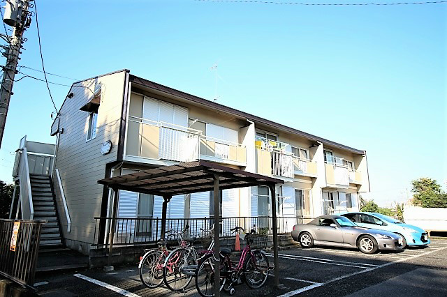外観 駐輪場側から (2).jpg