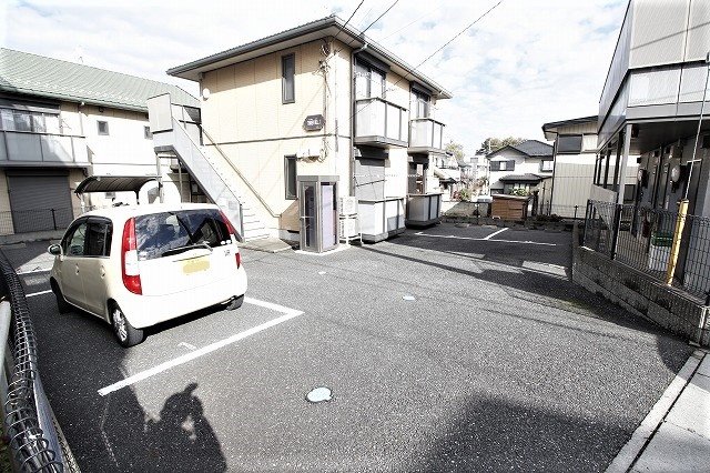 TINKER　BELLⅠ 駐車場 .jpg