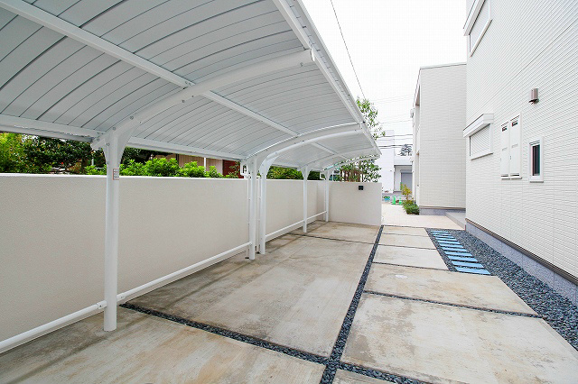 Wing Court 駐輪場.jpg