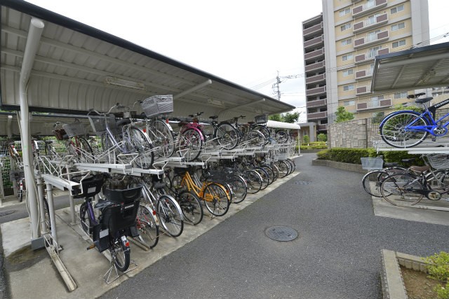 グランフェスタ宮原フィオーレ 駐輪場2.jpg