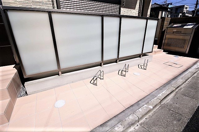 アーバンライフ桜 駐輪場 .jpg