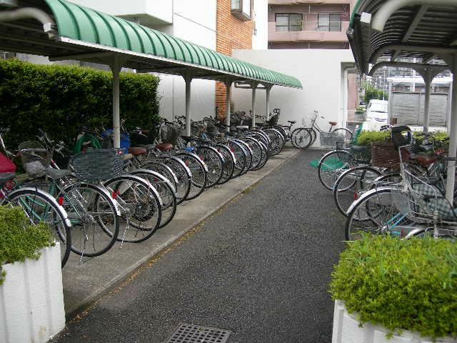 第二葵マンション 駐輪場①.jpg
